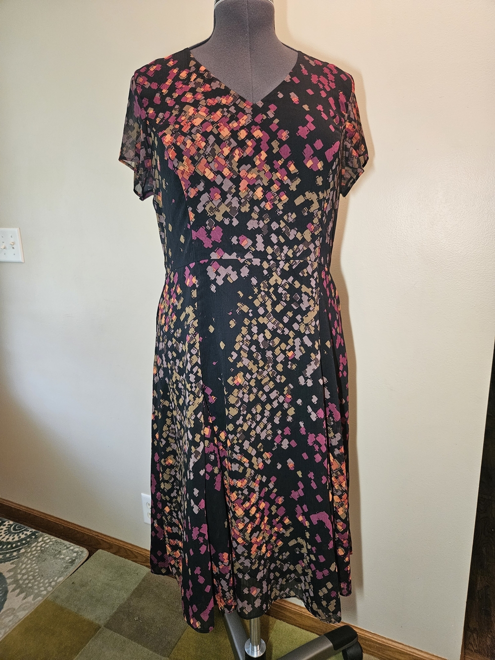 Coldwater Creek Sz 16 Black Floral-Print V-Neck Midi Dress Pink & Orange